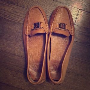 Tory Burch Kendrick Loafers size 9